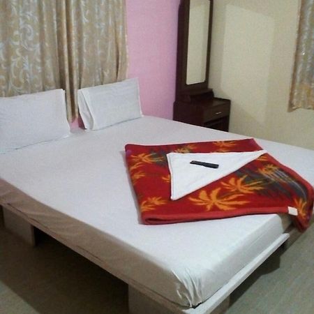 Sri Thanga Harish Cottage Єркауд Екстер'єр фото