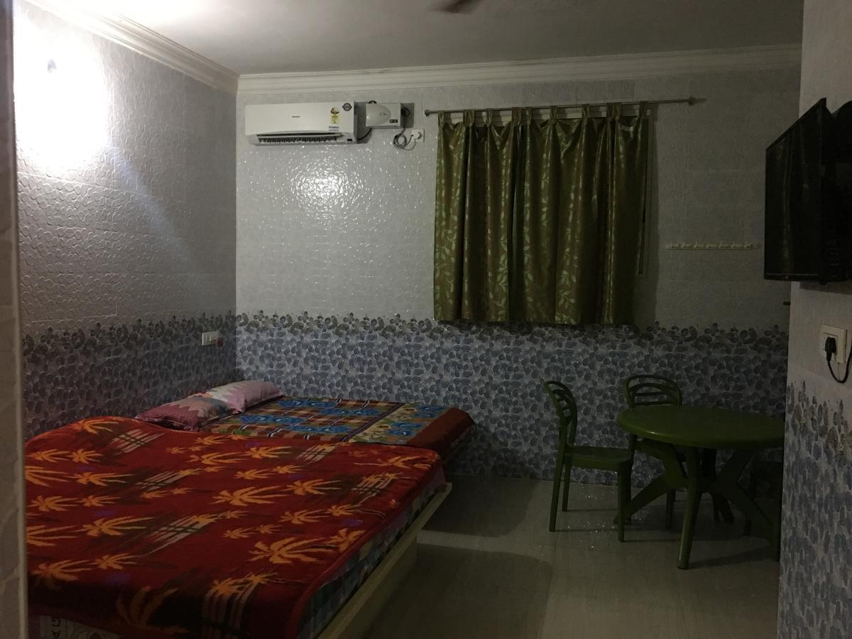 Sri Thanga Harish Cottage Єркауд Екстер'єр фото