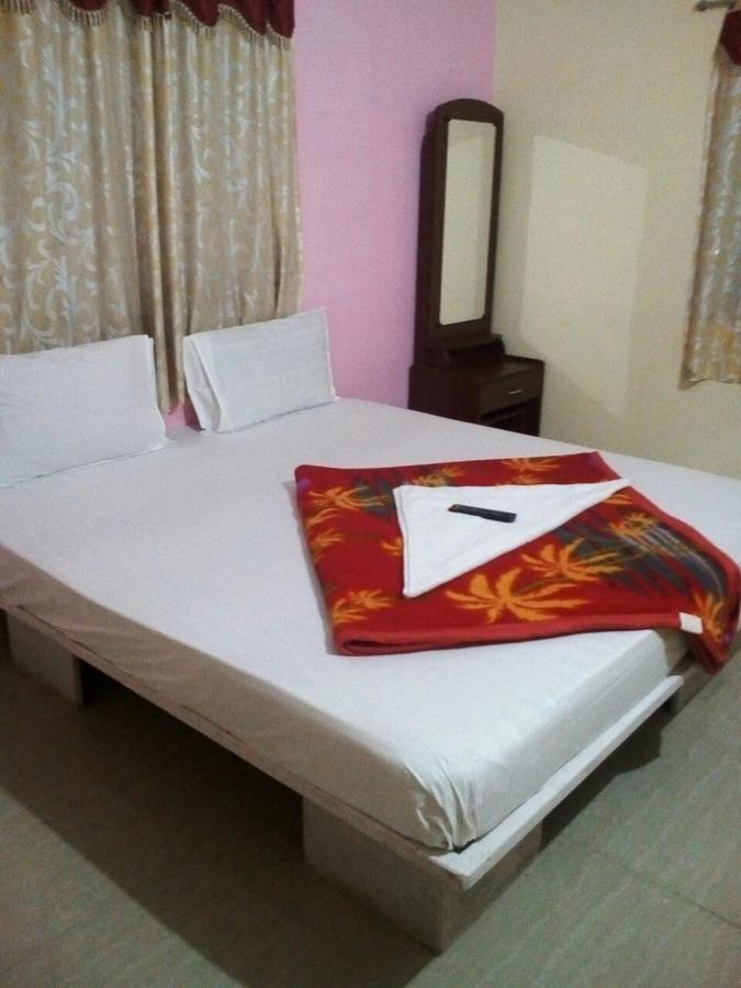 Sri Thanga Harish Cottage Єркауд Екстер'єр фото
