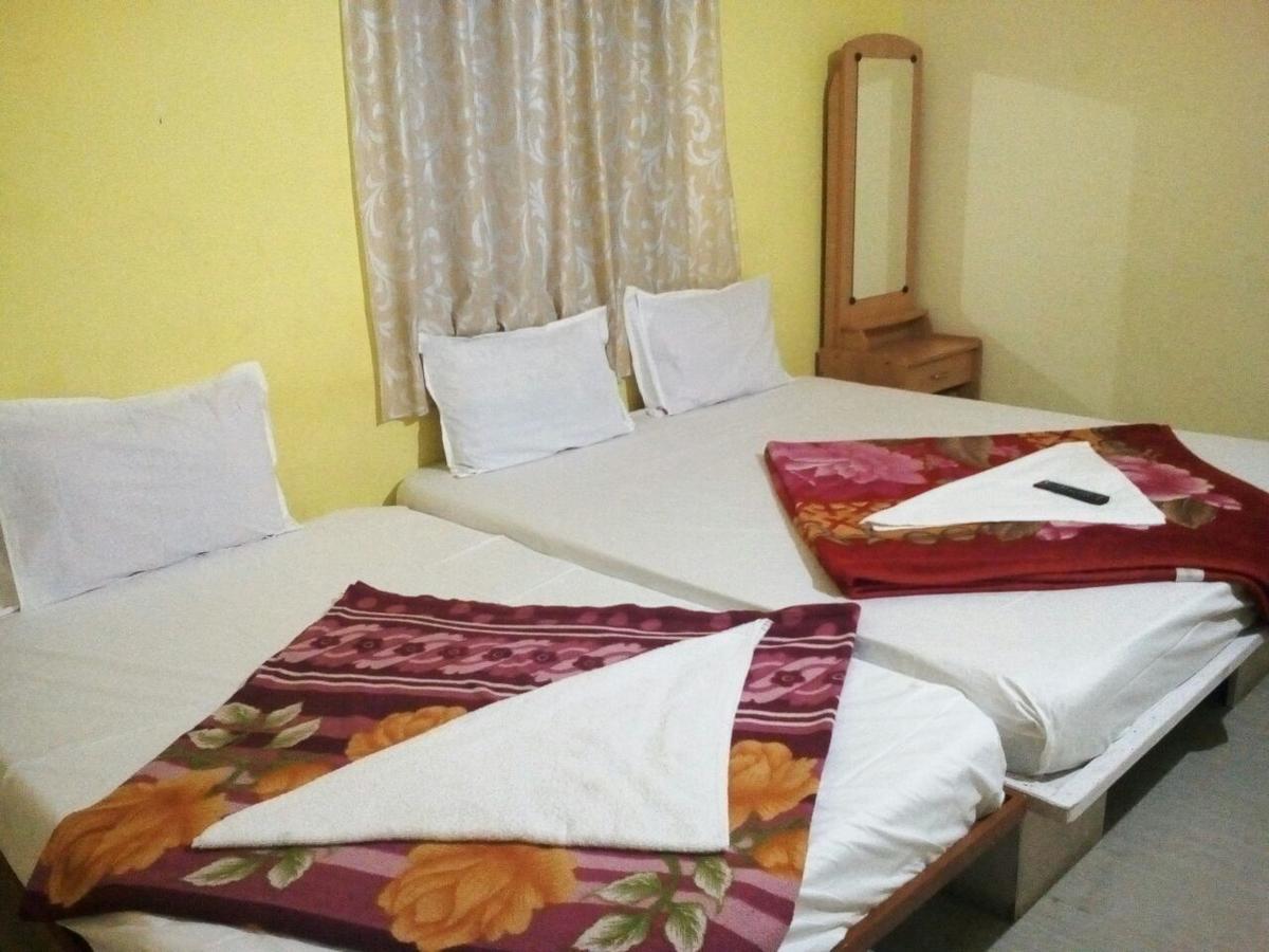 Sri Thanga Harish Cottage Єркауд Екстер'єр фото